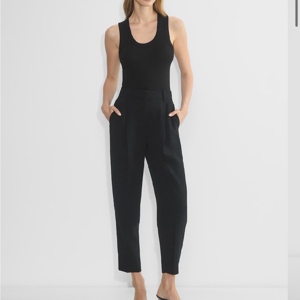 Aritzia Clover Carrot Pants